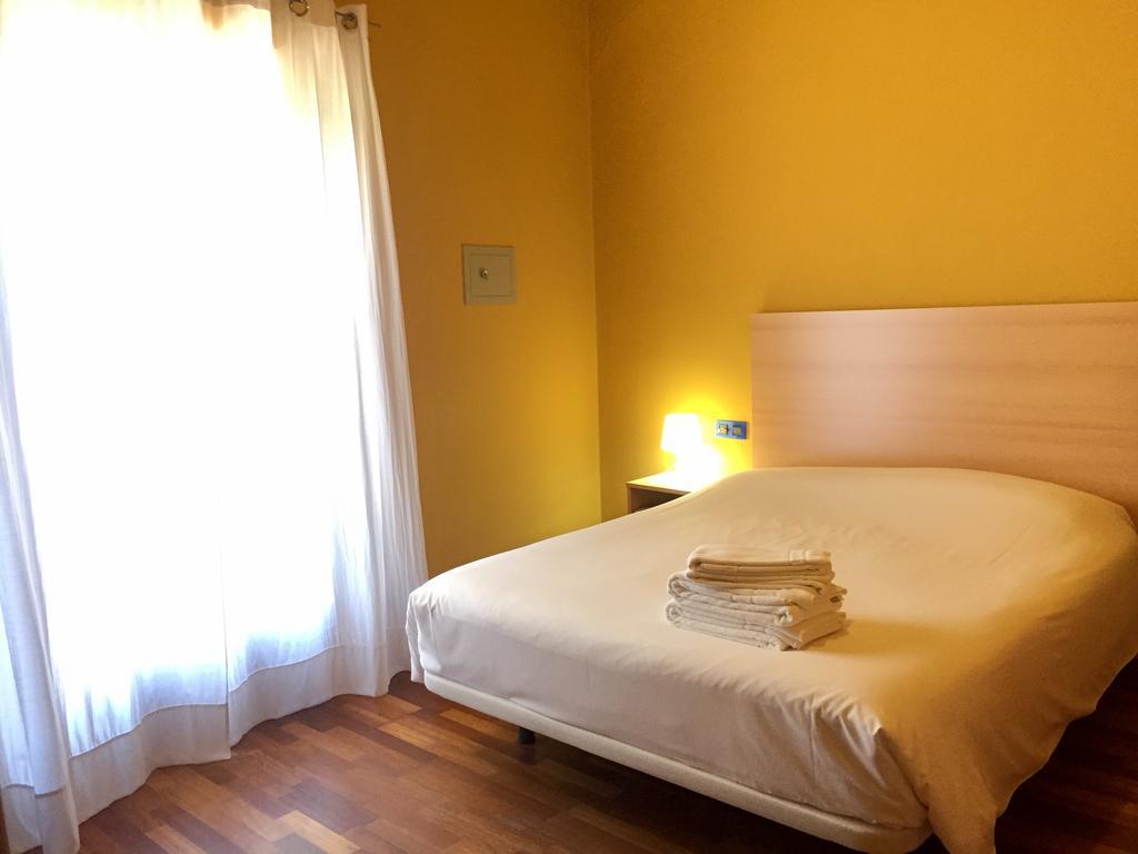 Апартаменти Apartament Can Callis Кастальйо-д'Ампуріас Екстер'єр фото